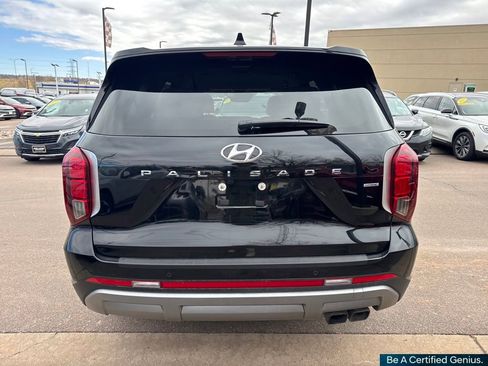 Used 2023 Hyundai Palisade SEL image 16