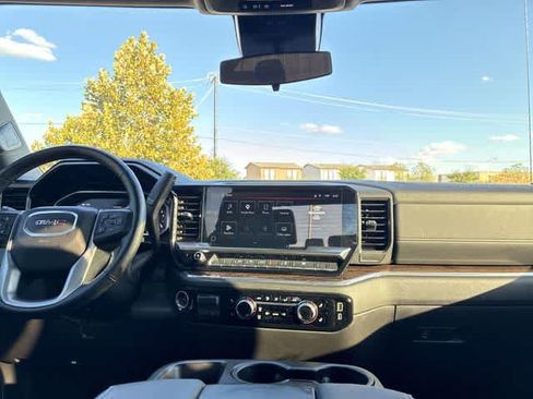 Used 2025 GMC Sierra 1500 Elevation RWD image 28