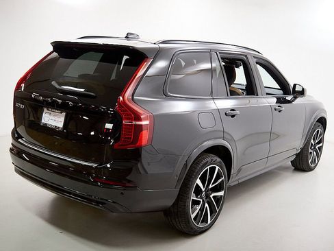 Certified 2023 Volvo XC90 T8 Ultimate w/ Lounge Package image 8