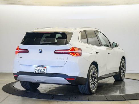 Used 2026 BMW X3 xDrive30 w/ Premium Package image 4