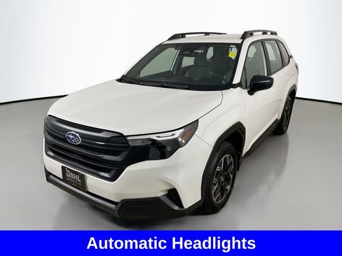 Used 2025 Subaru Forester image 3