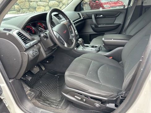 Used 2014 GMC Acadia SLE image 11