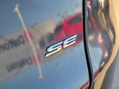 Used 2014 Ford Fusion SE FWD image 28