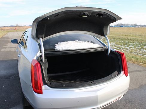 Used 2016 Cadillac XTS Luxury image 35