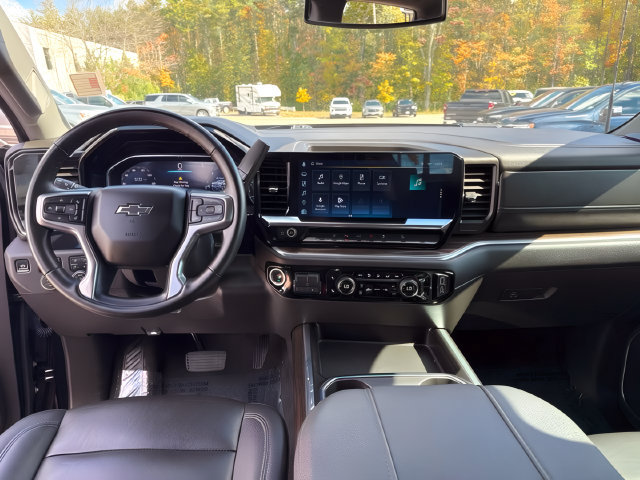 Used 2025 Chevrolet Silverado 2500 LT w/ Trail Boss Package AWD/4WD image 25