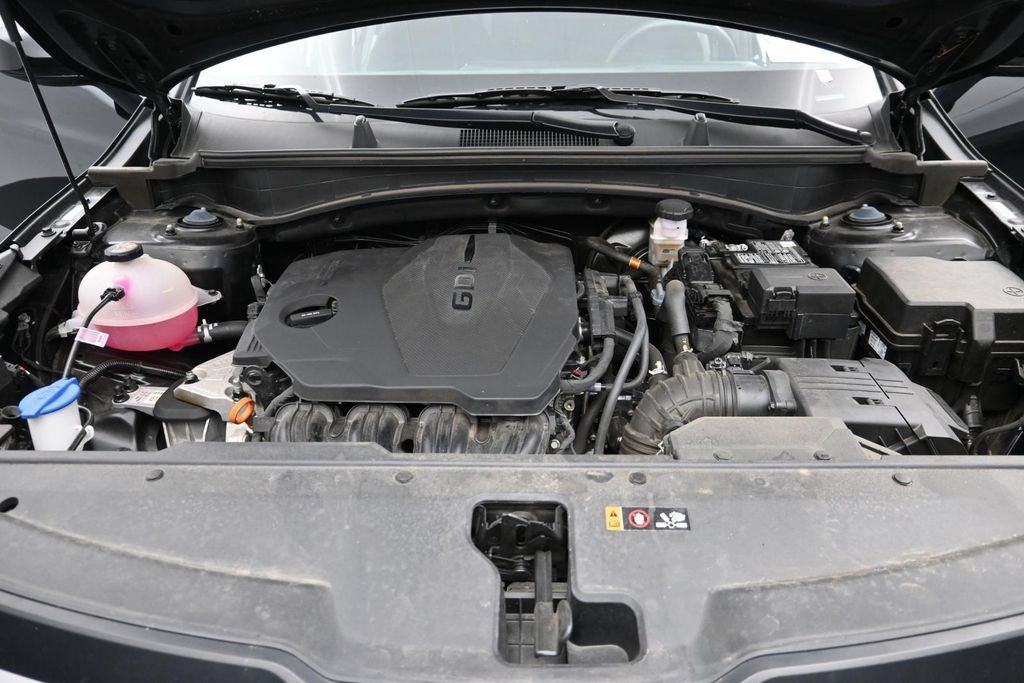 Used 2026 Kia Sportage LX FWD image 17