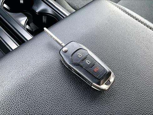 Used 2024 Ford F150 XLT w/ Mobile Office Package image 35