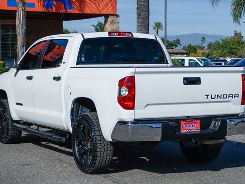 Used 2017 Toyota Tundra SR5 w/ SR5 Upgrade Package RWD image 5