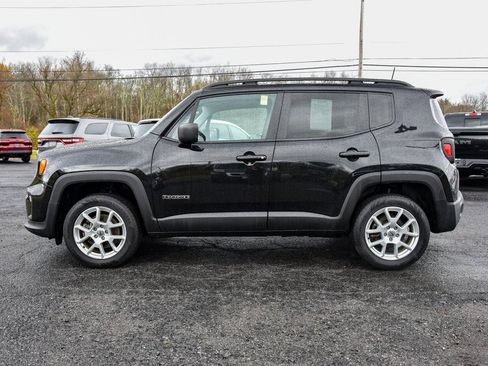Certified 2022 Jeep Renegade Latitude image 6