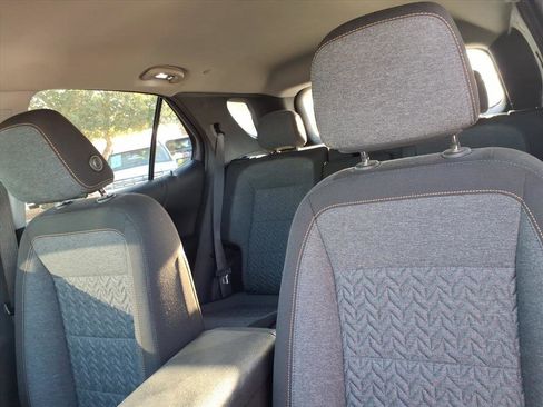 Used 2022 Chevrolet Equinox LT image 13