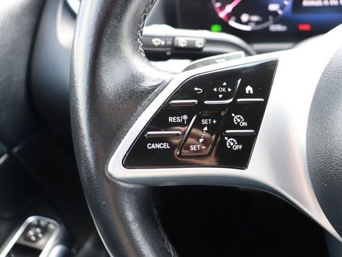 Used 2025 Mercedes-Benz GLA 250 image 22