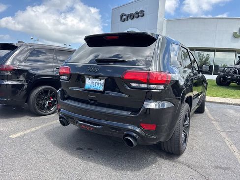 Used 2021 Jeep Grand Cherokee SRT w/ Trailer Tow Group IV AWD/4WD image 24