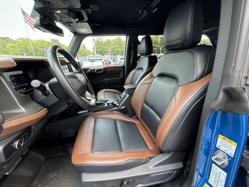Used 2024 Ford Bronco Outer Banks AWD/4WD image 13