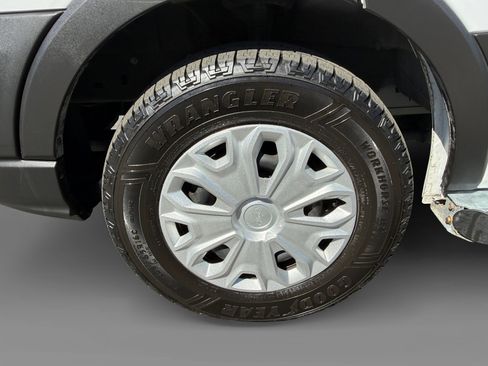 Used 2024 Ford Transit 250 Low Roof w/ Exterior Upgrade Package image 9