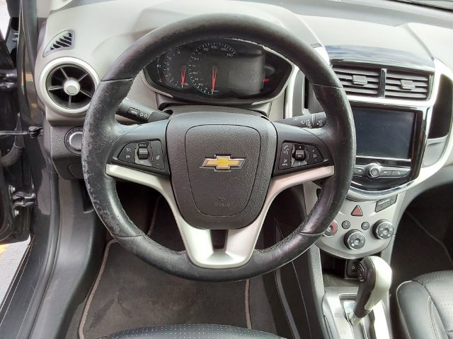 Used 2020 Chevrolet Sonic Premier FWD image 22