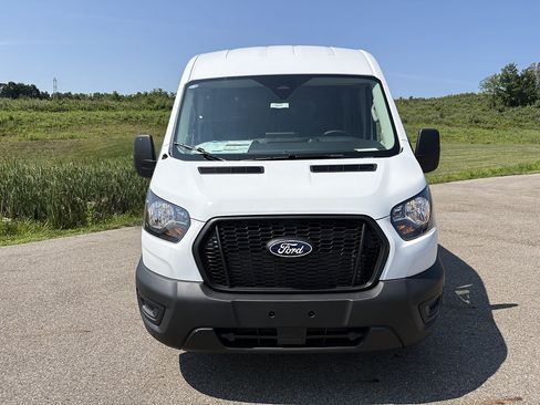 New 2026 Ford Transit 250 148 Medium Roof Extended AWD image 8