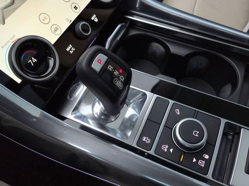 Certified 2022 Land Rover Range Rover Sport HSE Silver Edition image 34