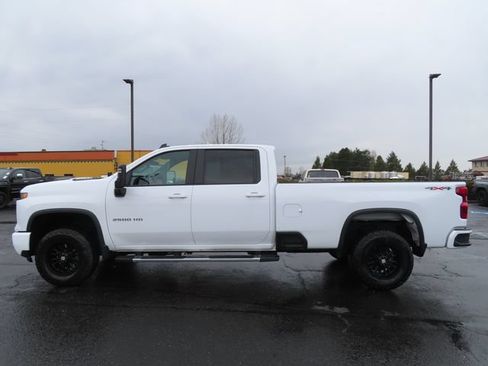 Used 2025 Chevrolet Silverado 2500 LT w/ Convenience Package AWD/4WD image 4