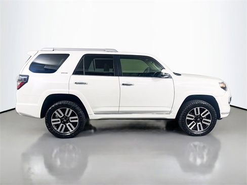 Used 2018 Toyota 4Runner Limited image 8