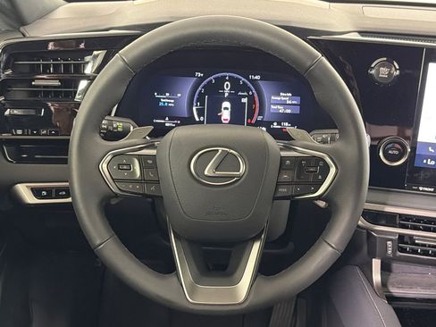 Used 2025 Lexus RX 350 FWD w/ Accessory Package image 24