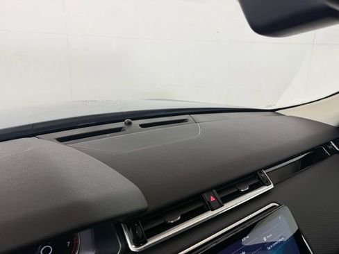 Used 2019 Land Rover Range Rover Velar S image 26