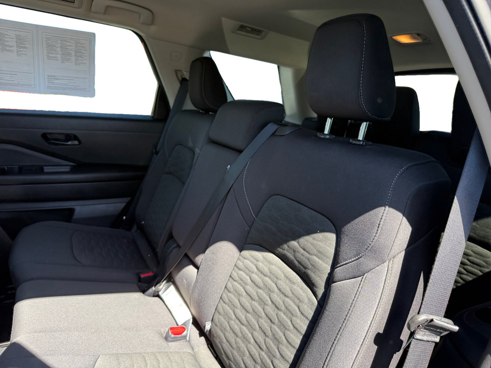 Used 2025 Nissan Pathfinder SV AWD/4WD image 16