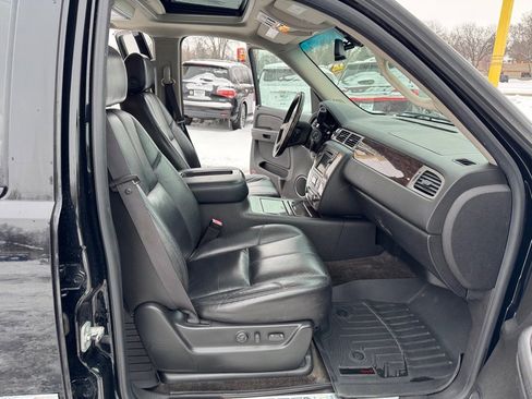 Used 2008 GMC Yukon XL Denali image 30