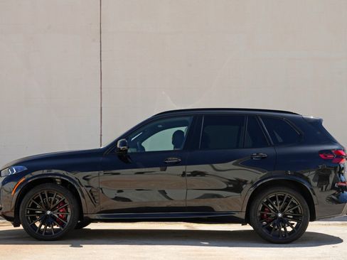 Used 2026 BMW X5 sDrive40i w/ M Sport Package RWD image 9