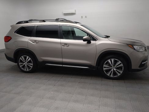 Used 2019 Subaru Ascent Limited w/ Popular Package #3 AWD/4WD image 11