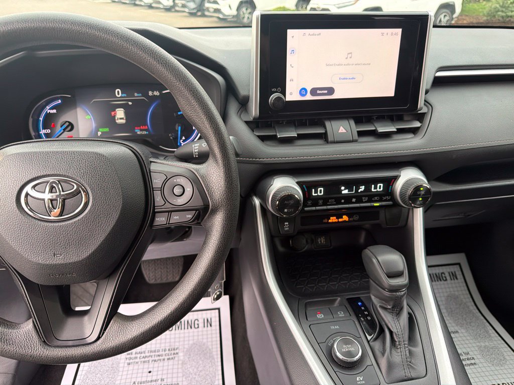 Used 2025 Toyota RAV4 LE AWD/4WD image 27