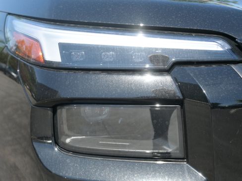 Certified 2026 Subaru Outback Limited XT AWD/4WD image 11