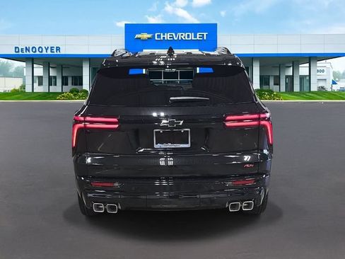 New 2026 Chevrolet Traverse RS w/ LPO, Floor Liner Package AWD/4WD image 7