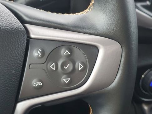 Used 2023 GMC Terrain AT4 image 13