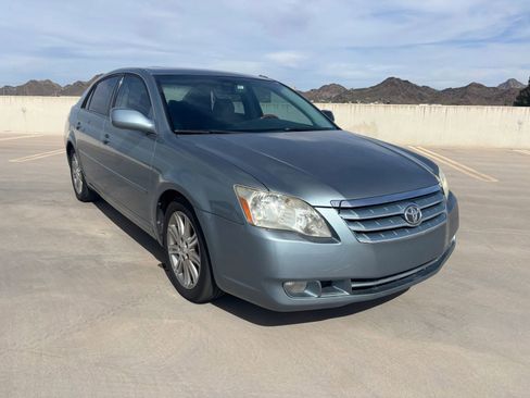 Used 2006 Toyota Avalon XL FWD image 3