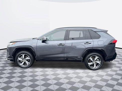 Used 2023 Toyota RAV4 SE AWD/4WD image 3