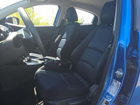 Used 2016 Scion iA image 5