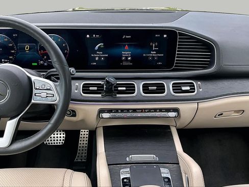 Used 2020 Mercedes-Benz GLS 450 4MATIC image 7