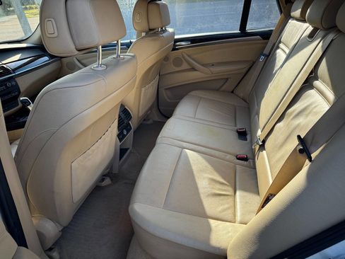Used 2010 BMW X5 xDrive30i image 15