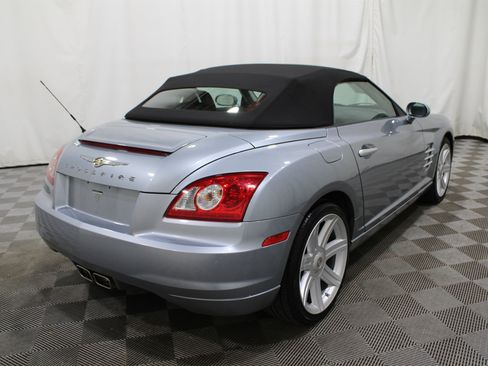 Used 2005 Chrysler Crossfire Limited image 21