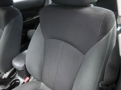 Used 2011 Chevrolet Cruze LT image 18