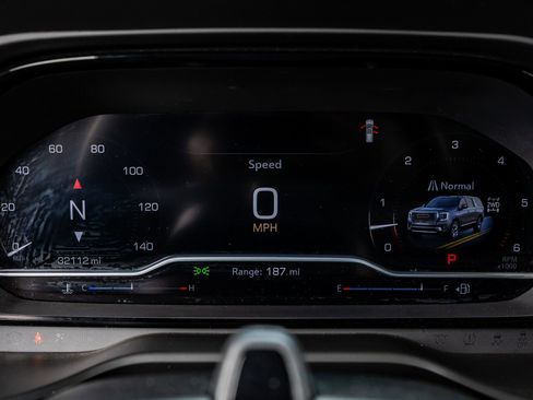 Used 2023 GMC Yukon Denali w/ Denali Reserve Package image 20