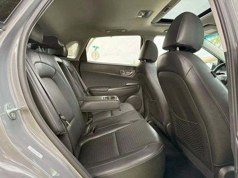 Used 2021 Hyundai Kona Ultimate w/ Cargo Package image 32