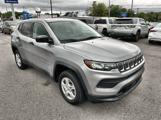 Used 2022 Jeep Compass Sport AWD/4WD image 11