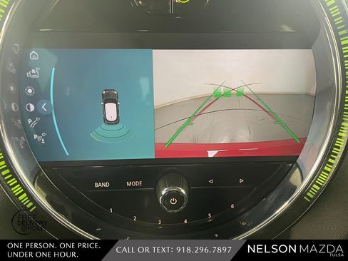 Used 2022 MINI Cooper 4-Door Hardtop image 31