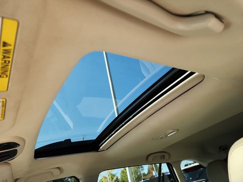 Used 2023 Subaru Outback Limited image 27