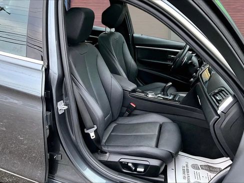 Used 2017 BMW 330i xDrive 330i xDrive Sedan 4D image 6