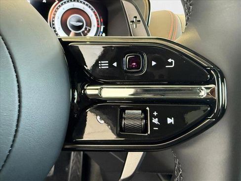 New 2025 Aston Martin DBX 707 image 19