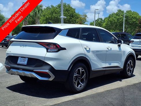 Used 2024 Kia Sportage LX FWD image 7