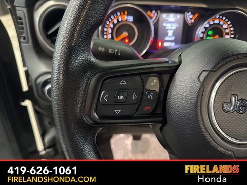 Used 2020 Jeep Wrangler Unlimited Sport image 17