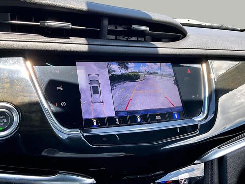 Used 2021 Cadillac XT6 Premium Luxury FWD image 25